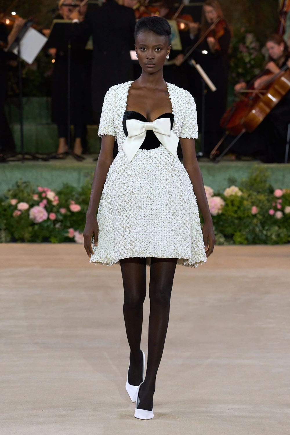 Richard Quinn Spring Summer 2026 London Runway Magazine (46)