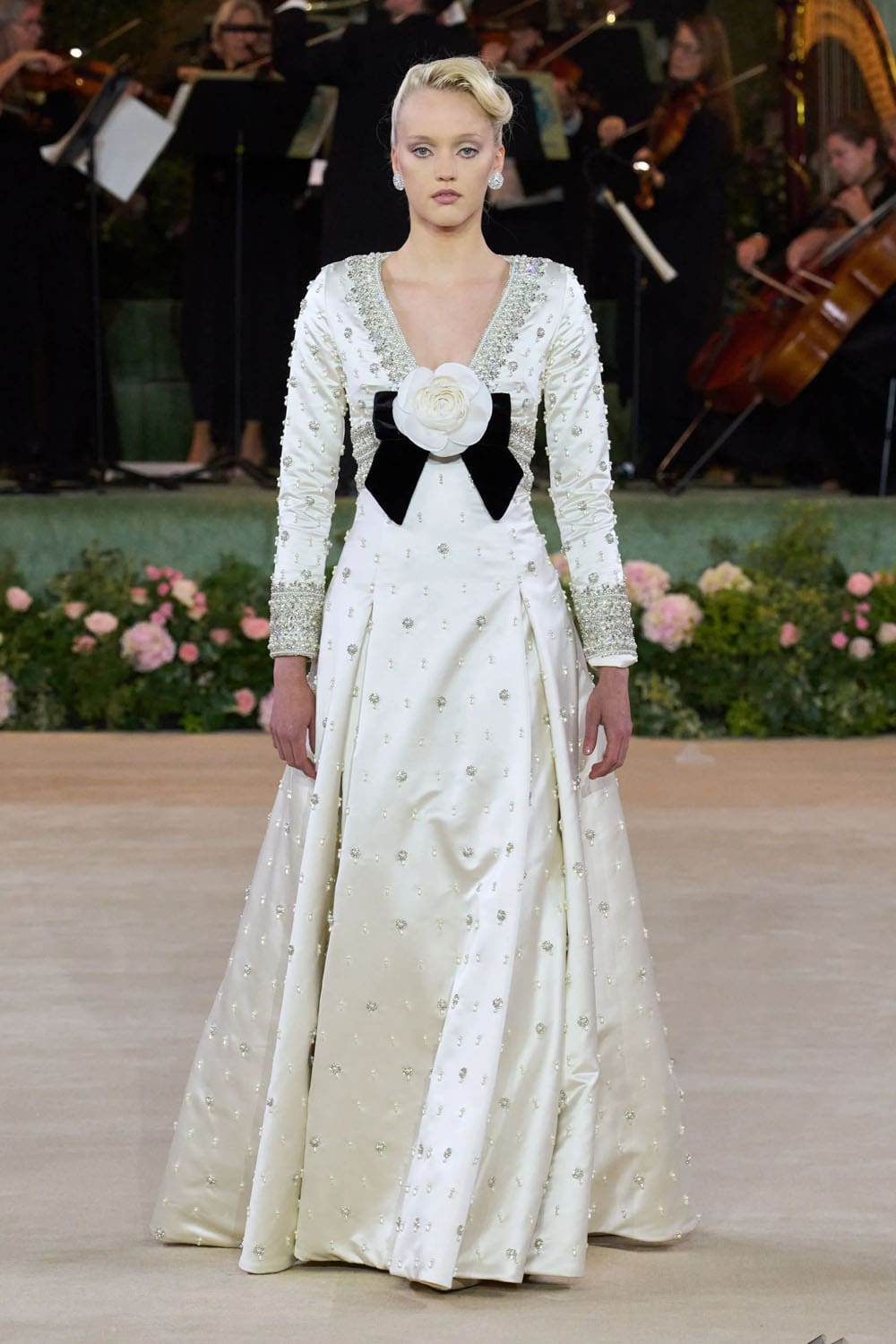 Richard Quinn Spring Summer 2026 London Runway Magazine (53)