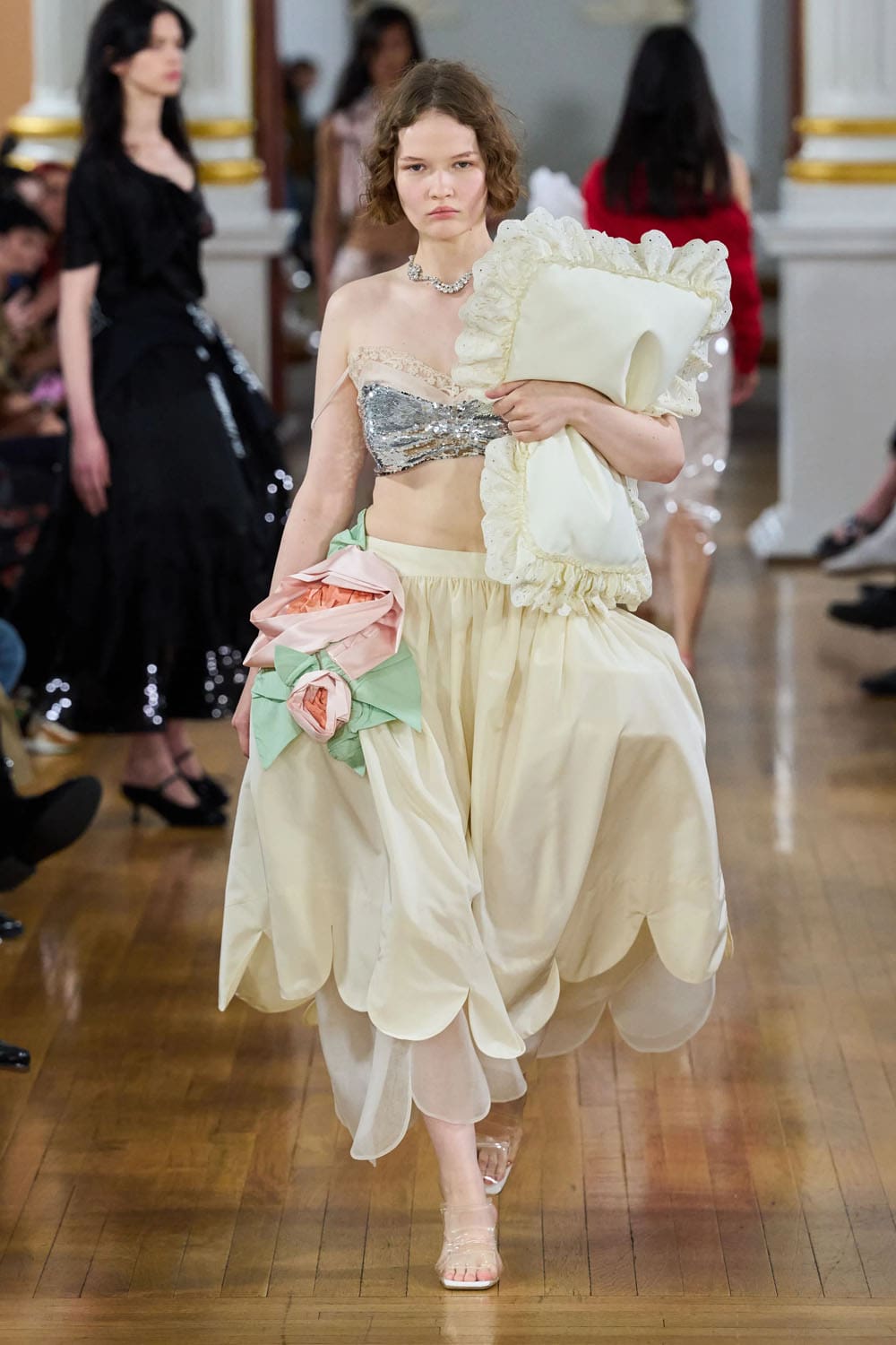 Simone Rocha Spring Summer 2026 Runway Magazine (6)