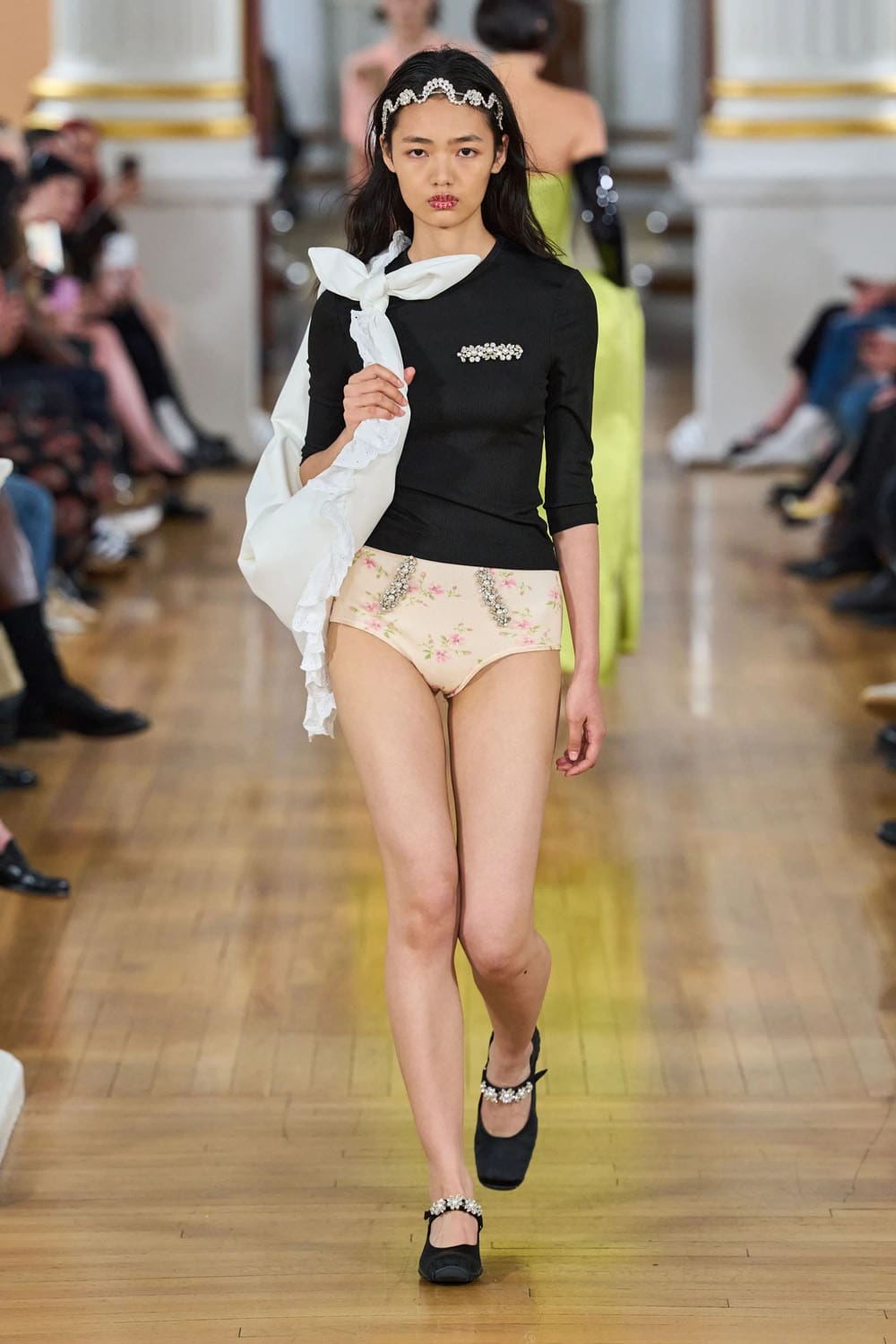 Simone Rocha Spring Summer 2026 Runway Magazine (26)
