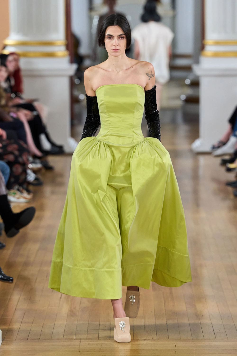 Simone Rocha Spring Summer 2026 Runway Magazine (38)