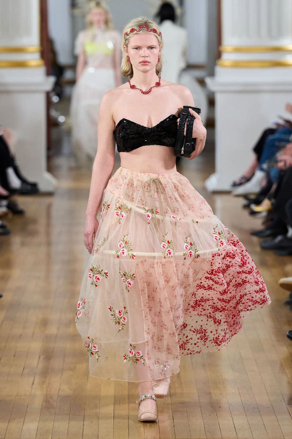 Simone Rocha Spring Summer 2026 Runway Magazine (39)