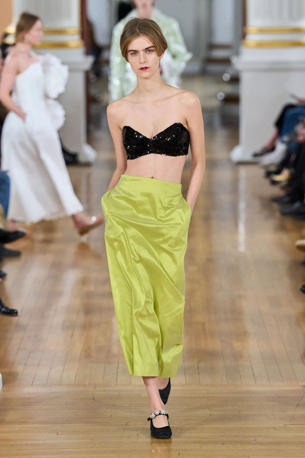 Simone Rocha Spring Summer 2026 Runway Magazine (40)