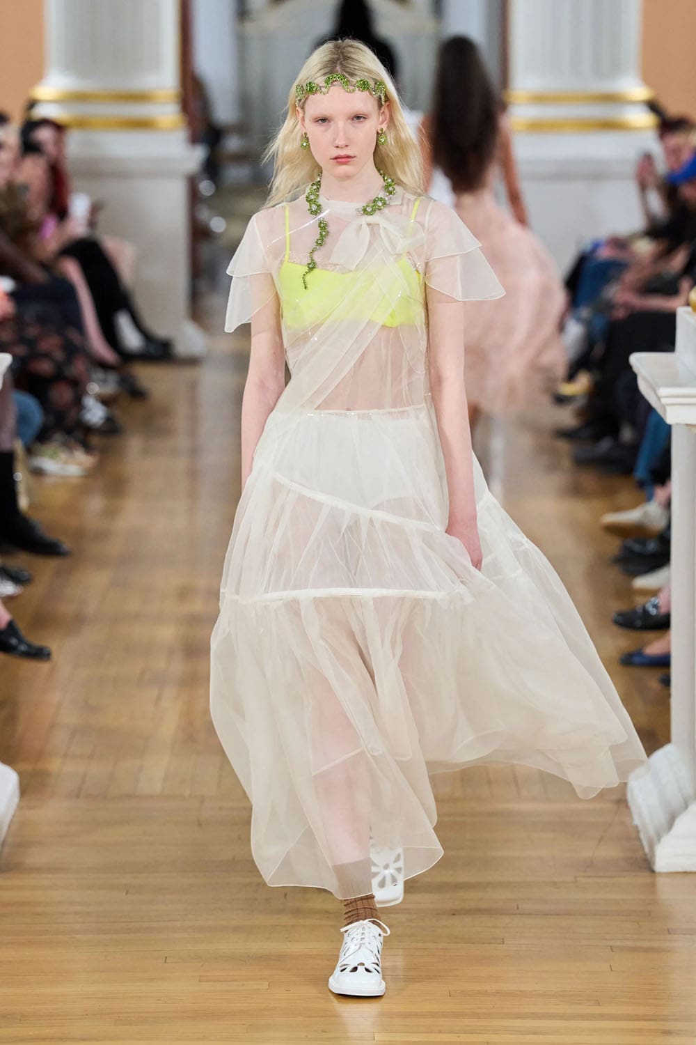 Simone Rocha Spring Summer 2026 Runway Magazine (43)