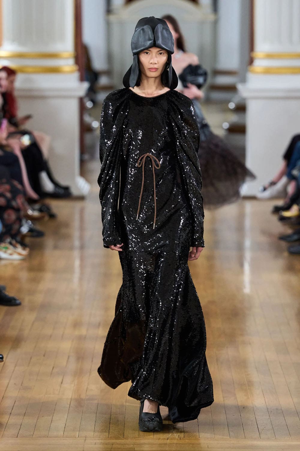 Simone Rocha Spring Summer 2026 Runway Magazine (47)