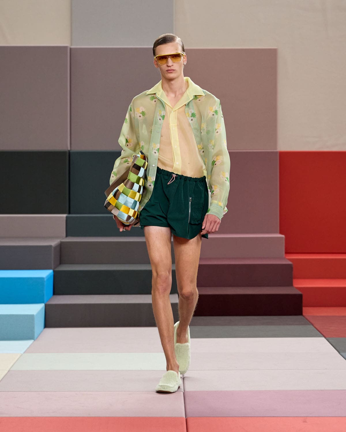 Fendi Spring Summer 2026 Runway Magazine (75)