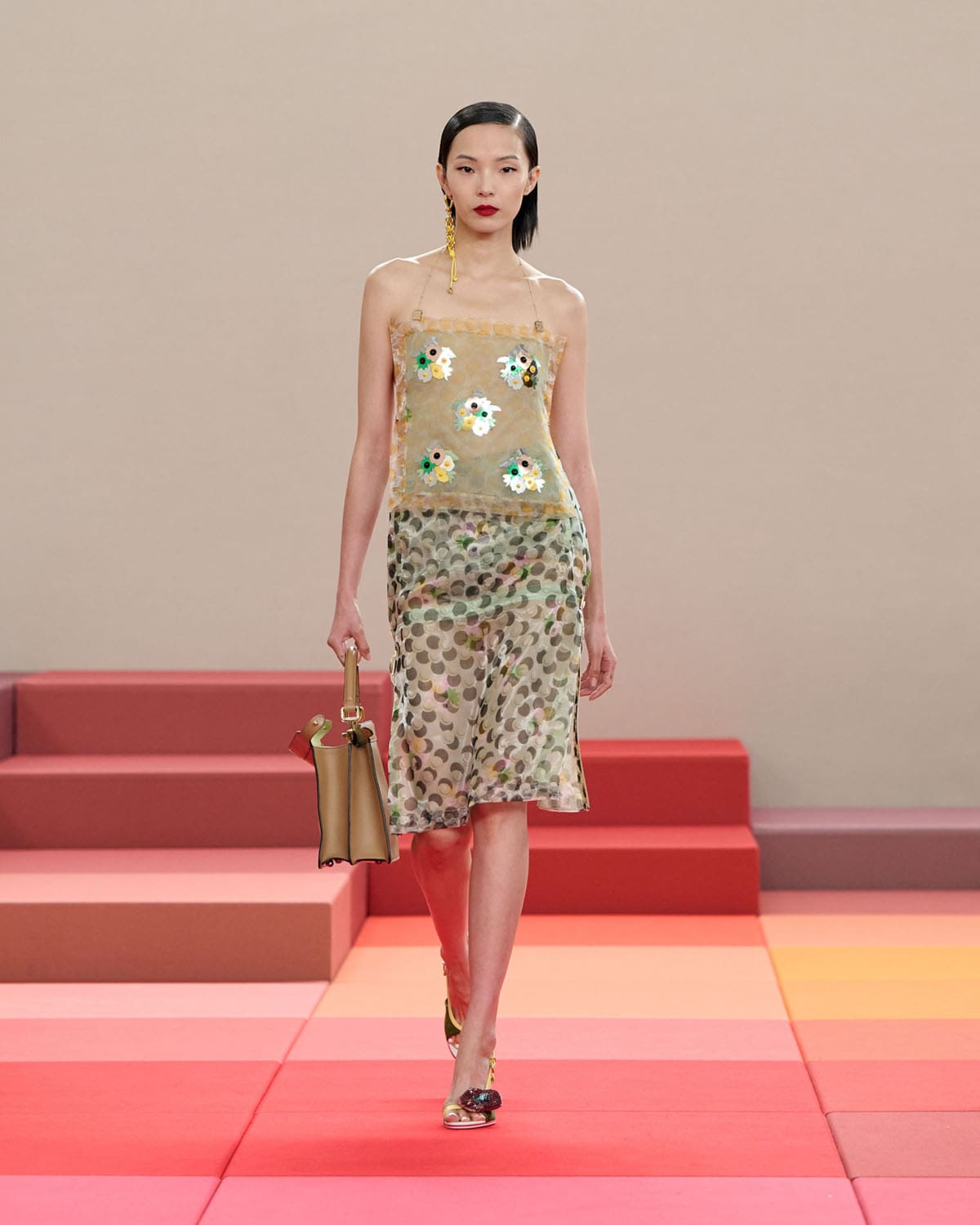 Fendi Spring Summer 2026 Runway Magazine (76)
