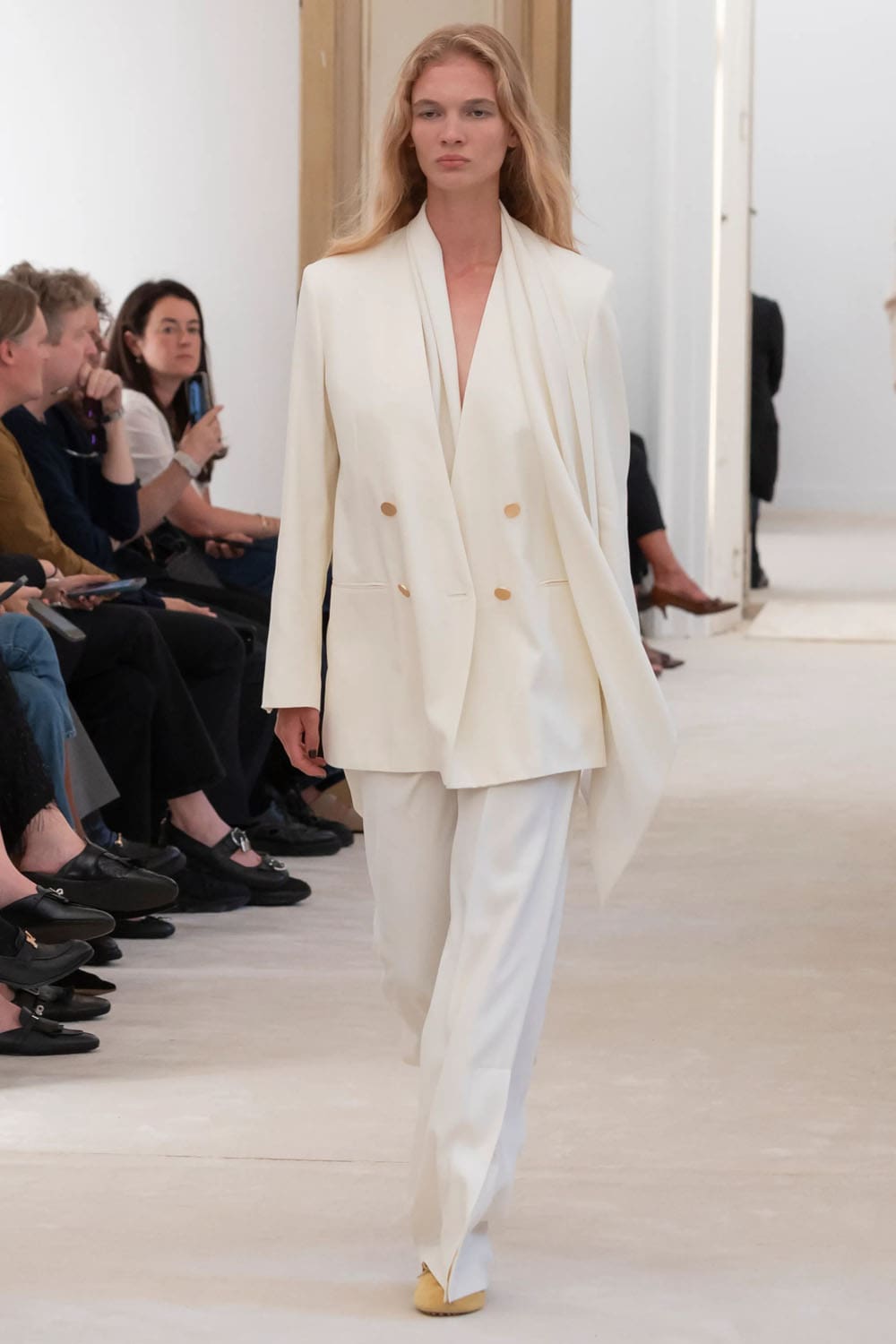 Alberta Ferretti Spring Summer 2026 Runway Magazine (3)