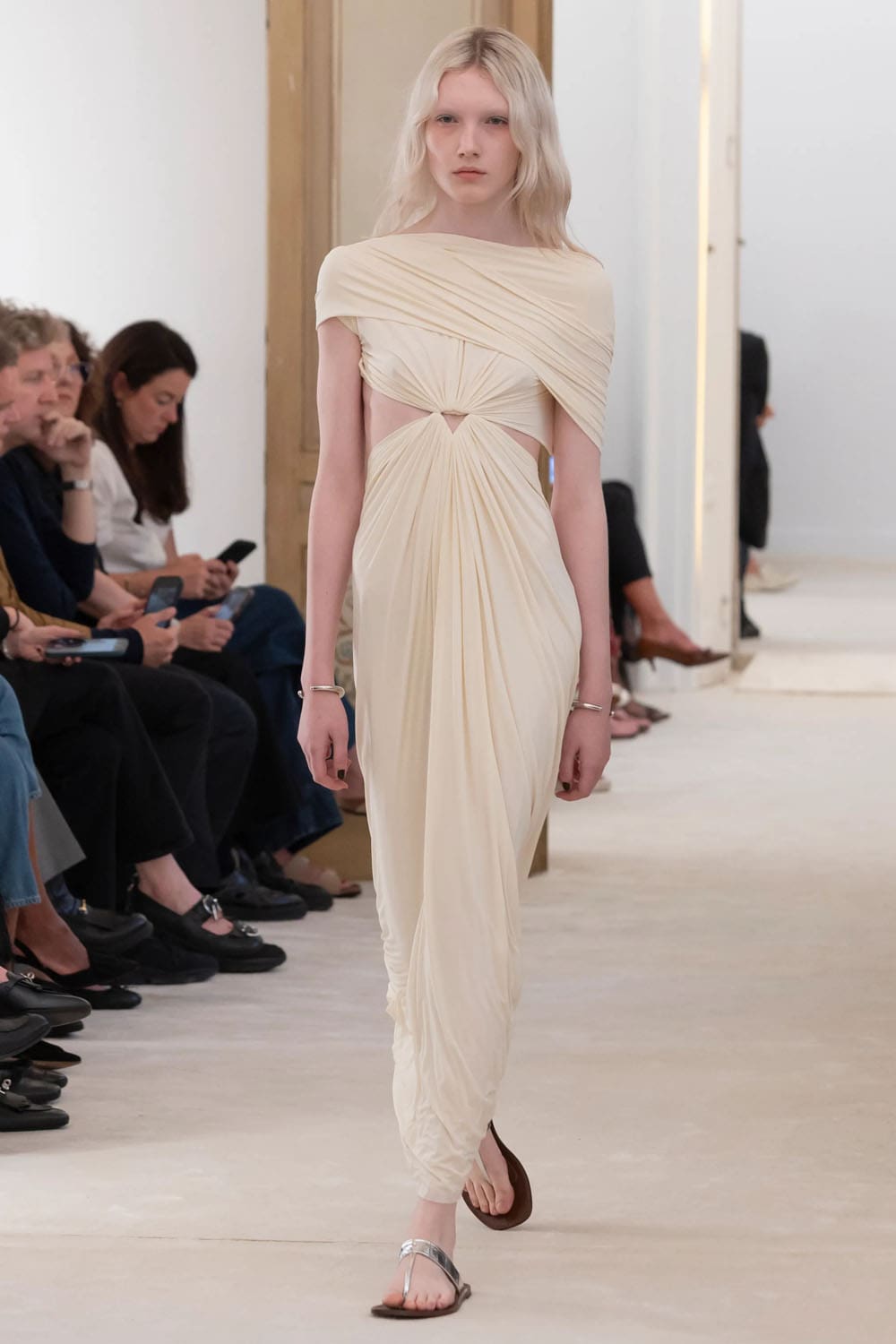 Alberta Ferretti Spring Summer 2026 Runway Magazine (13)
