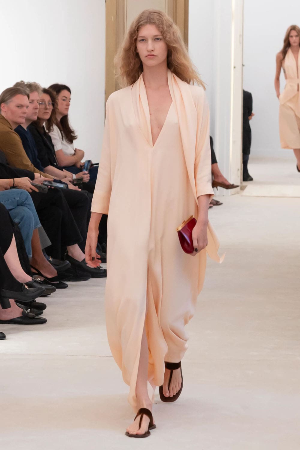 Alberta Ferretti Spring Summer 2026 Runway Magazine (28)