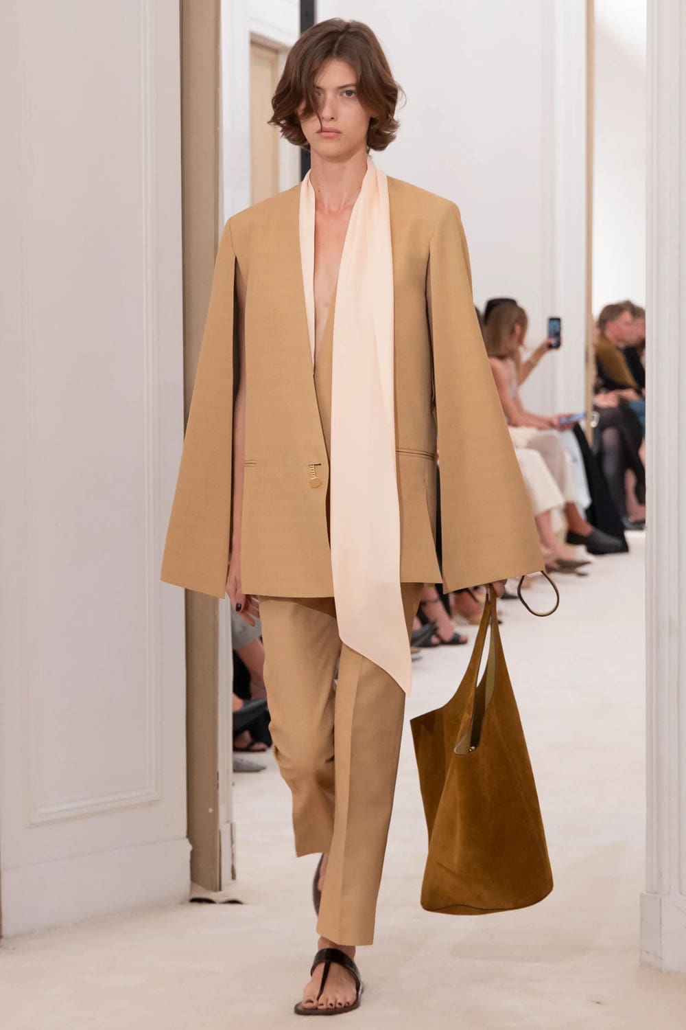 Alberta Ferretti Spring Summer 2026 Runway Magazine (35)