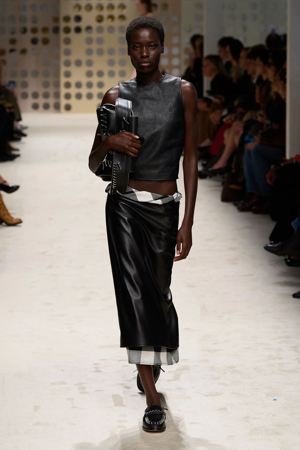 Tods Spring Summer 2026 Runway Magazine (8)