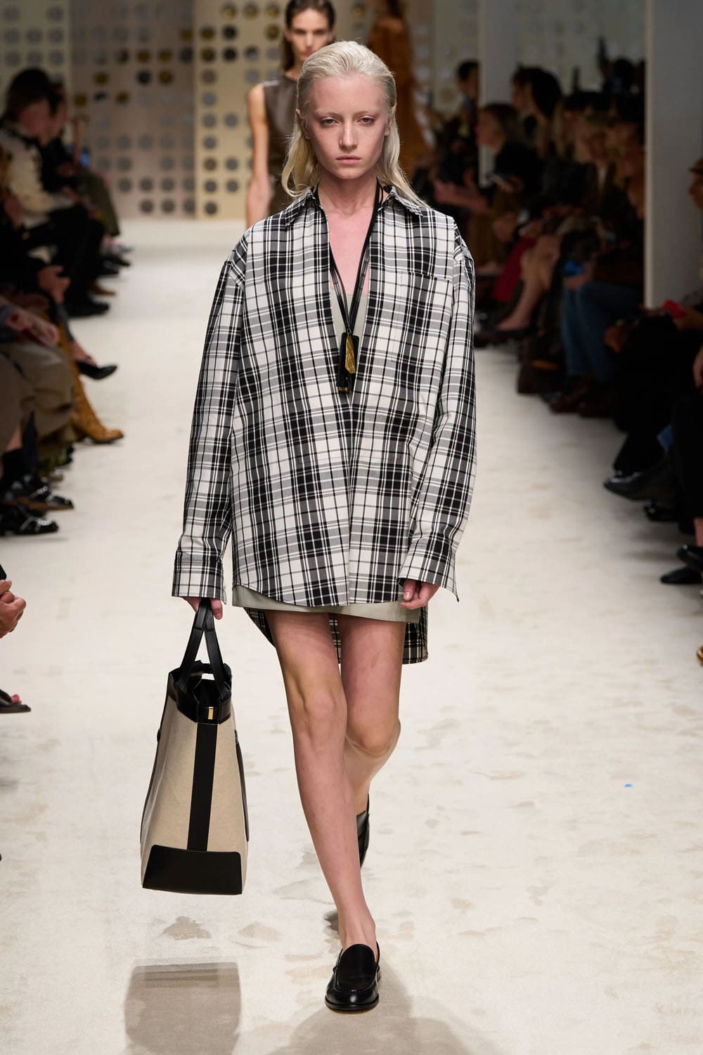 Tods Spring Summer 2026 Runway Magazine (9)