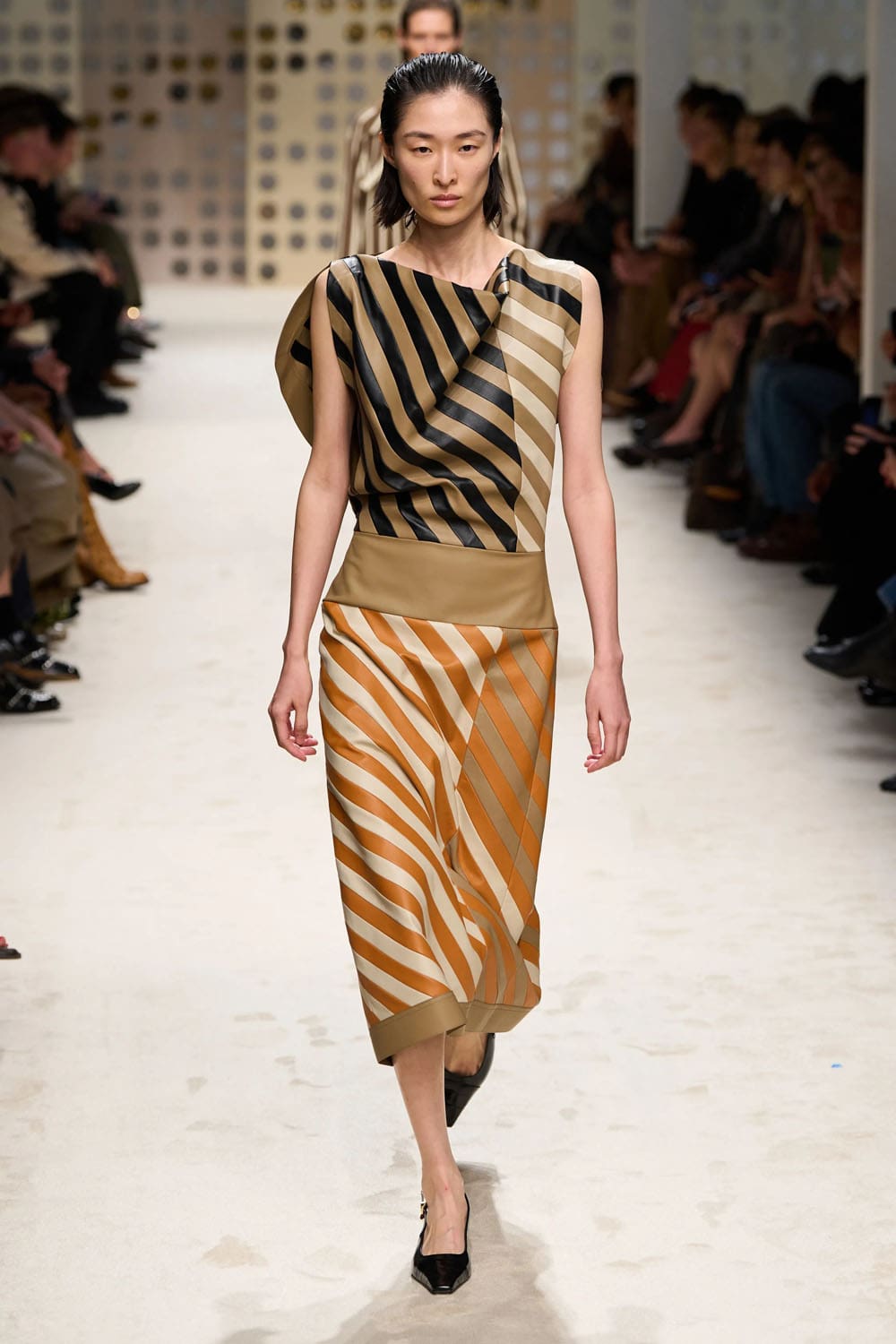 Tods Spring Summer 2026 Runway Magazine (15)
