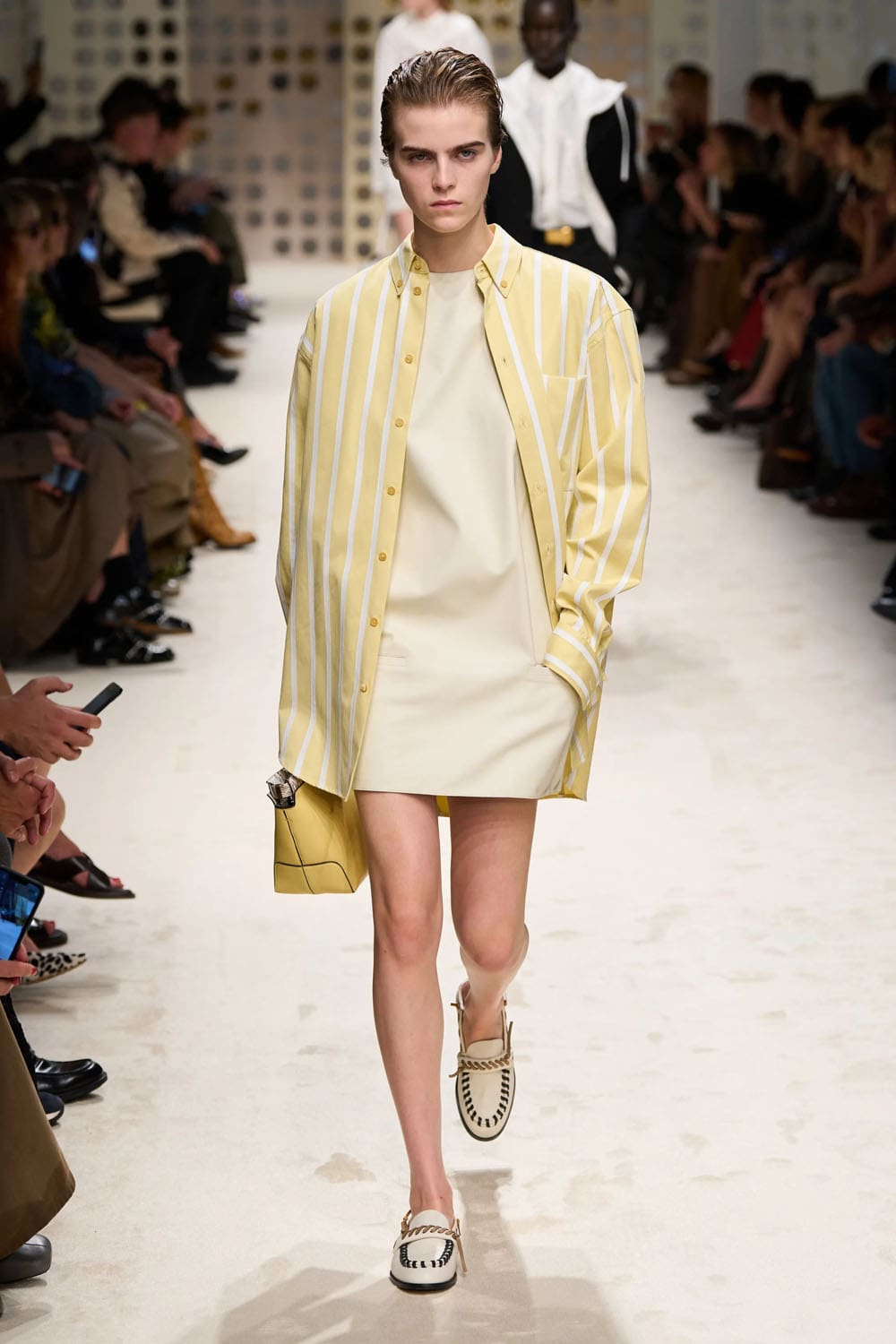 Tods Spring Summer 2026 Runway Magazine (18)