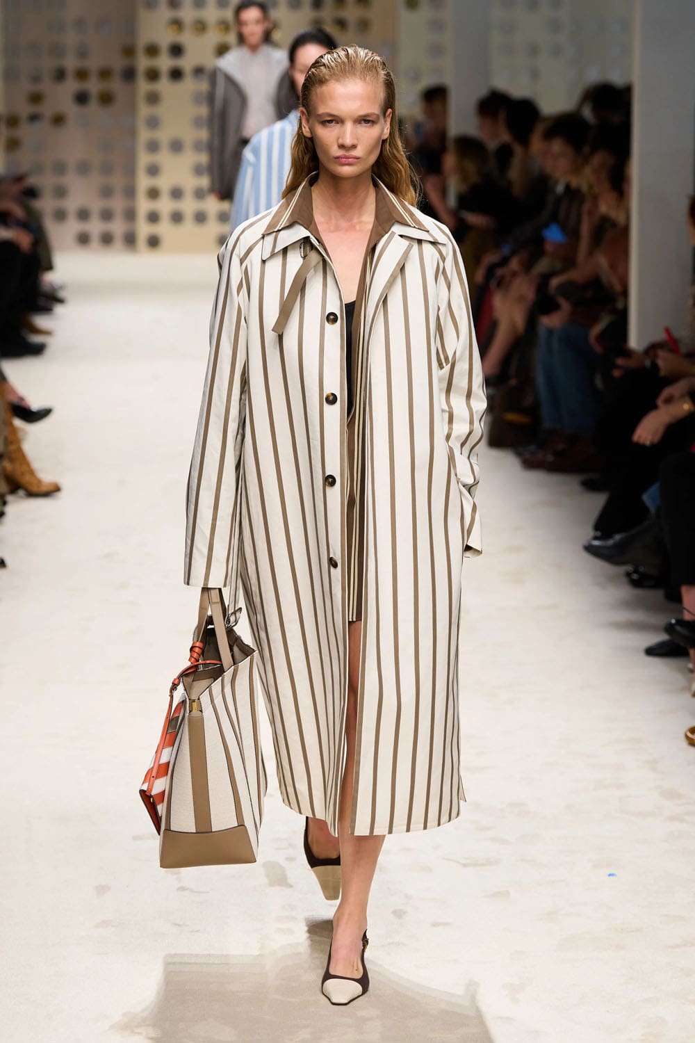 Tods Spring Summer 2026 Runway Magazine (19)