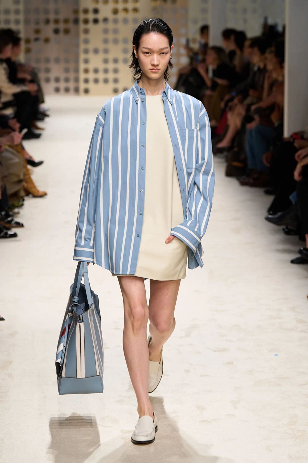Tods Spring Summer 2026 Runway Magazine (21)