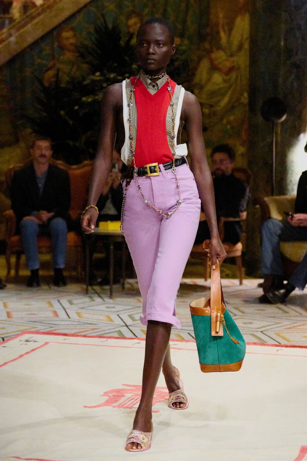 Versace Spring Summer 2026 Runway Magazine (6)
