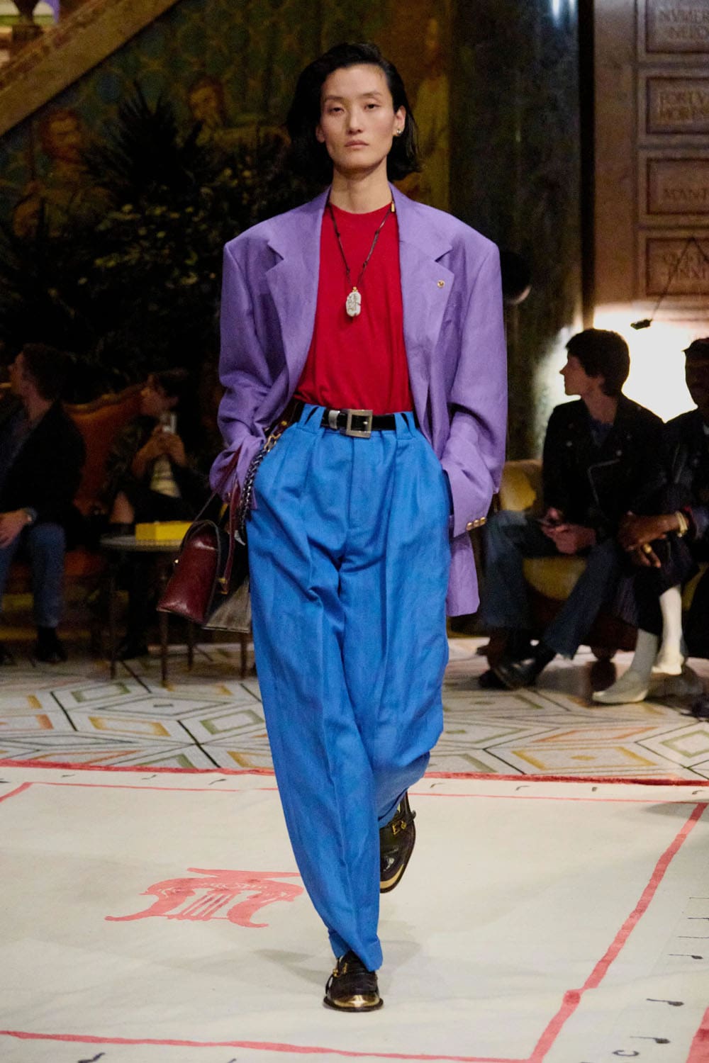 Versace Spring Summer 2026 Runway Magazine (10)
