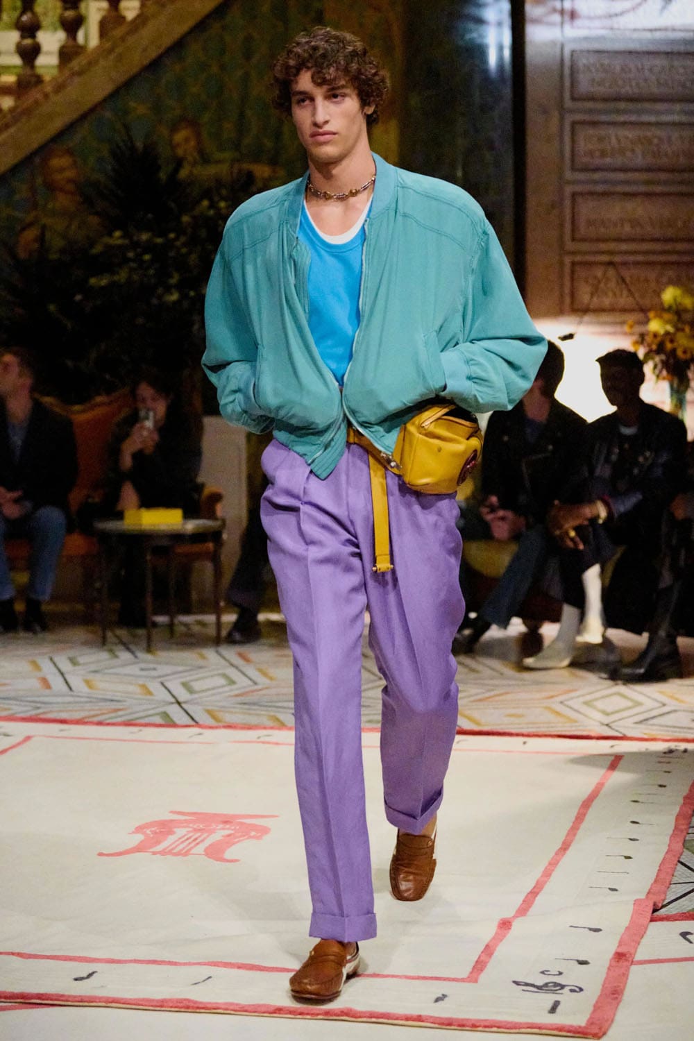 Versace Spring Summer 2026 Runway Magazine (12)