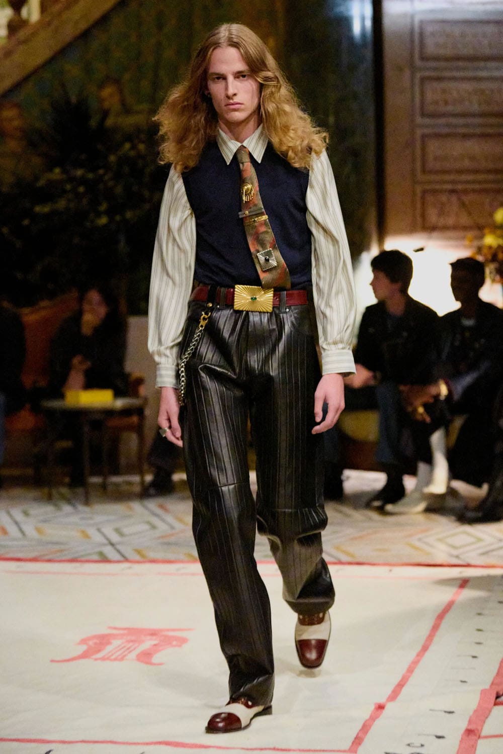 Versace Spring Summer 2026 Runway Magazine (41)