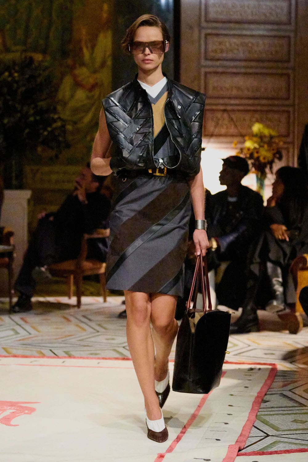 Versace Spring Summer 2026 Runway Magazine (43)