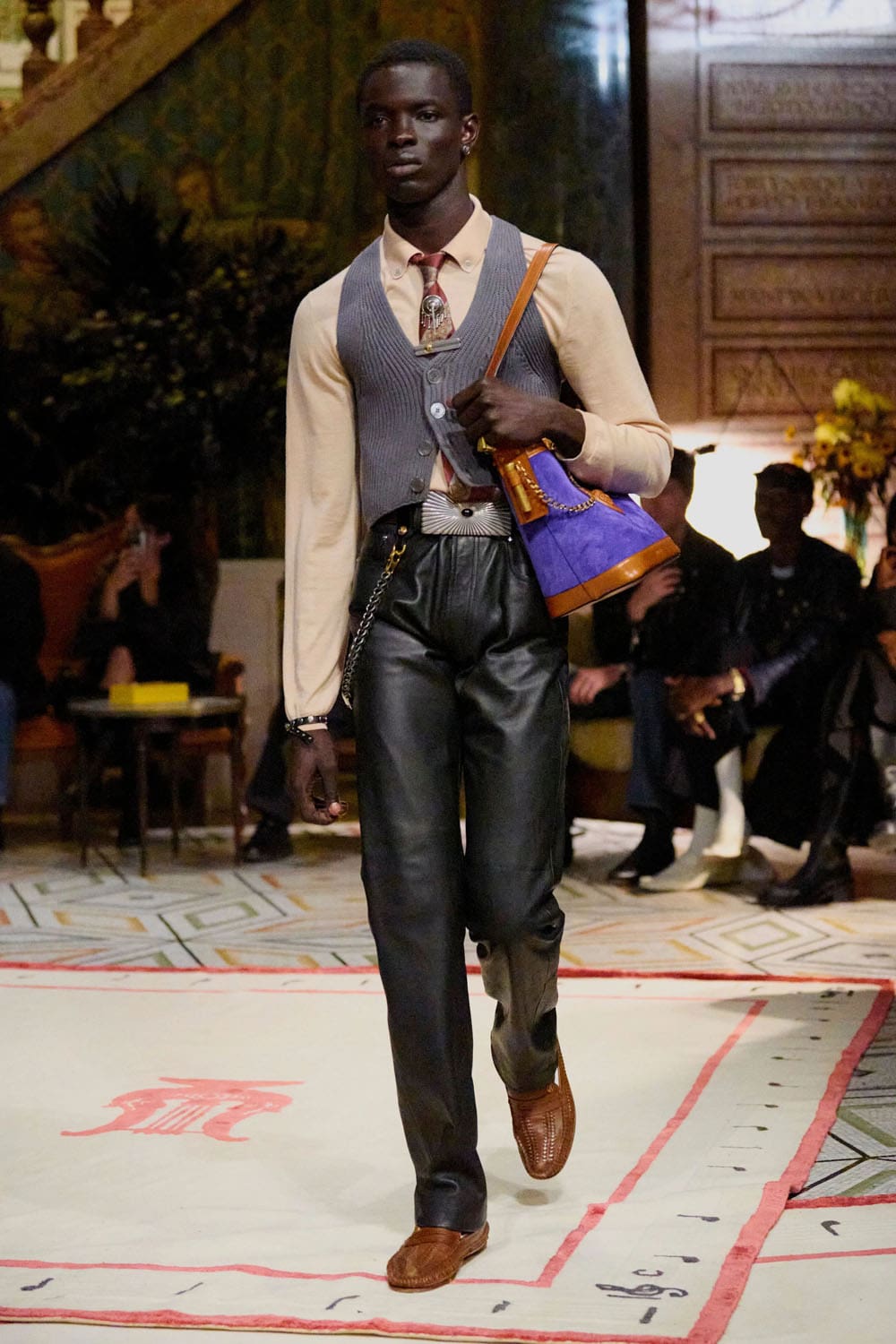 Versace Spring Summer 2026 Runway Magazine (45)