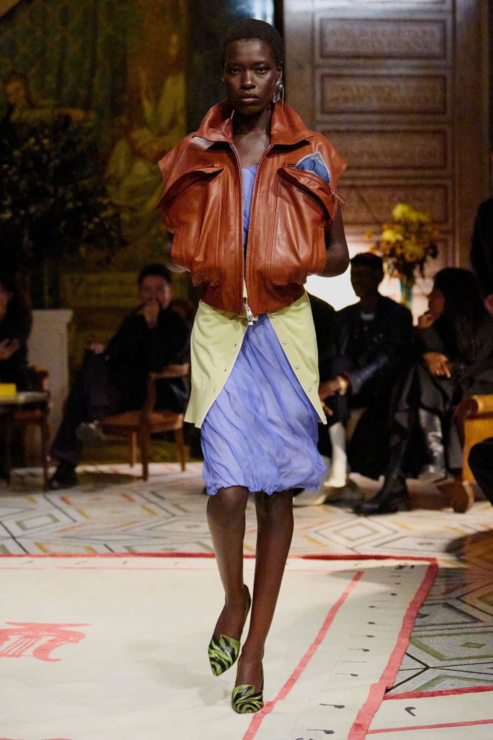 Versace Spring Summer 2026 Runway Magazine (58)