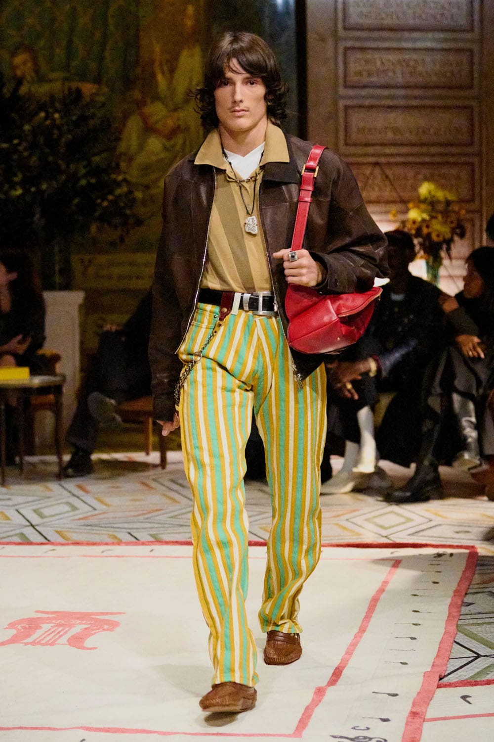 Versace Spring Summer 2026 Runway Magazine (69)