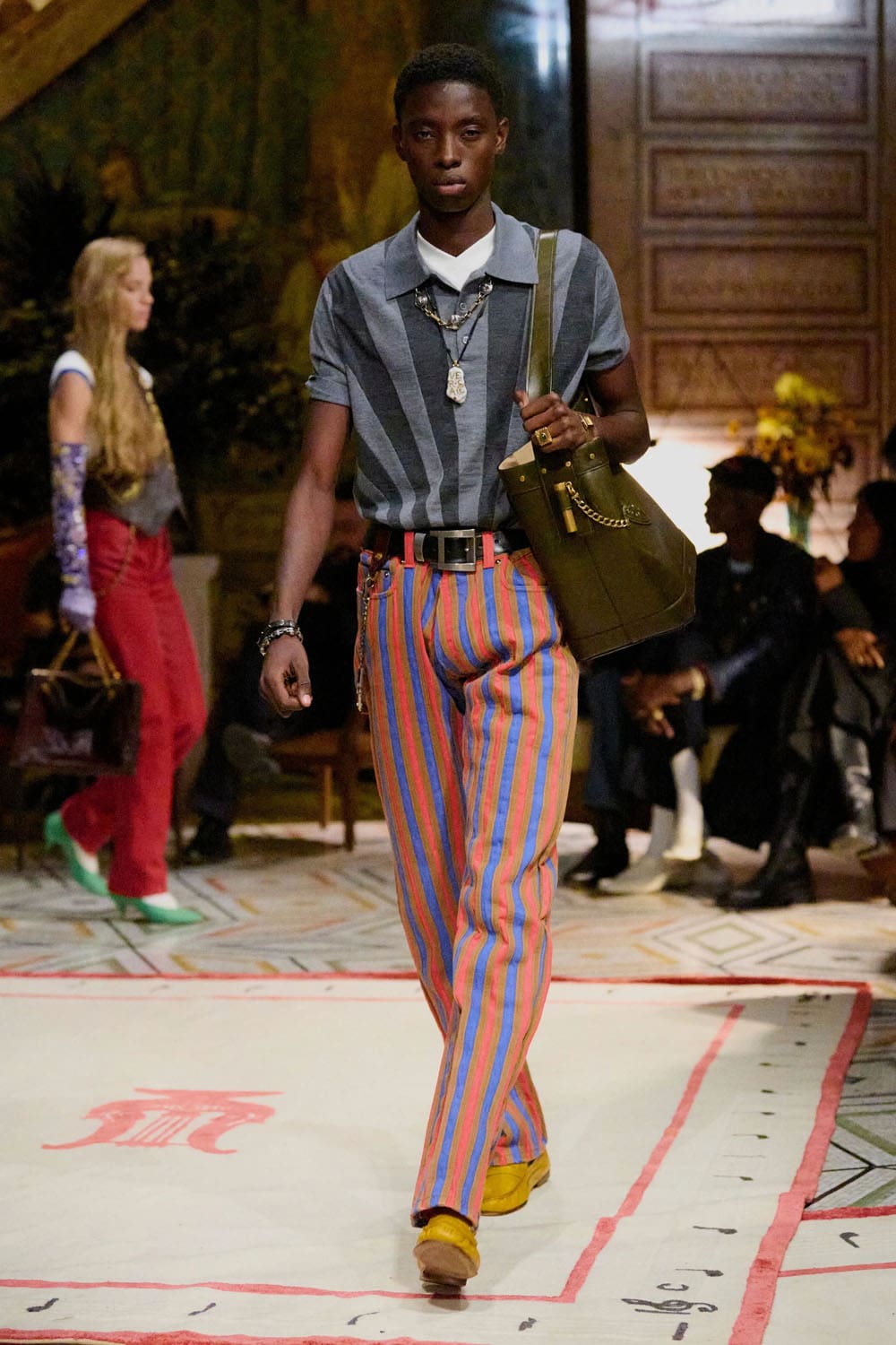 Versace Spring Summer 2026 Runway Magazine (71)