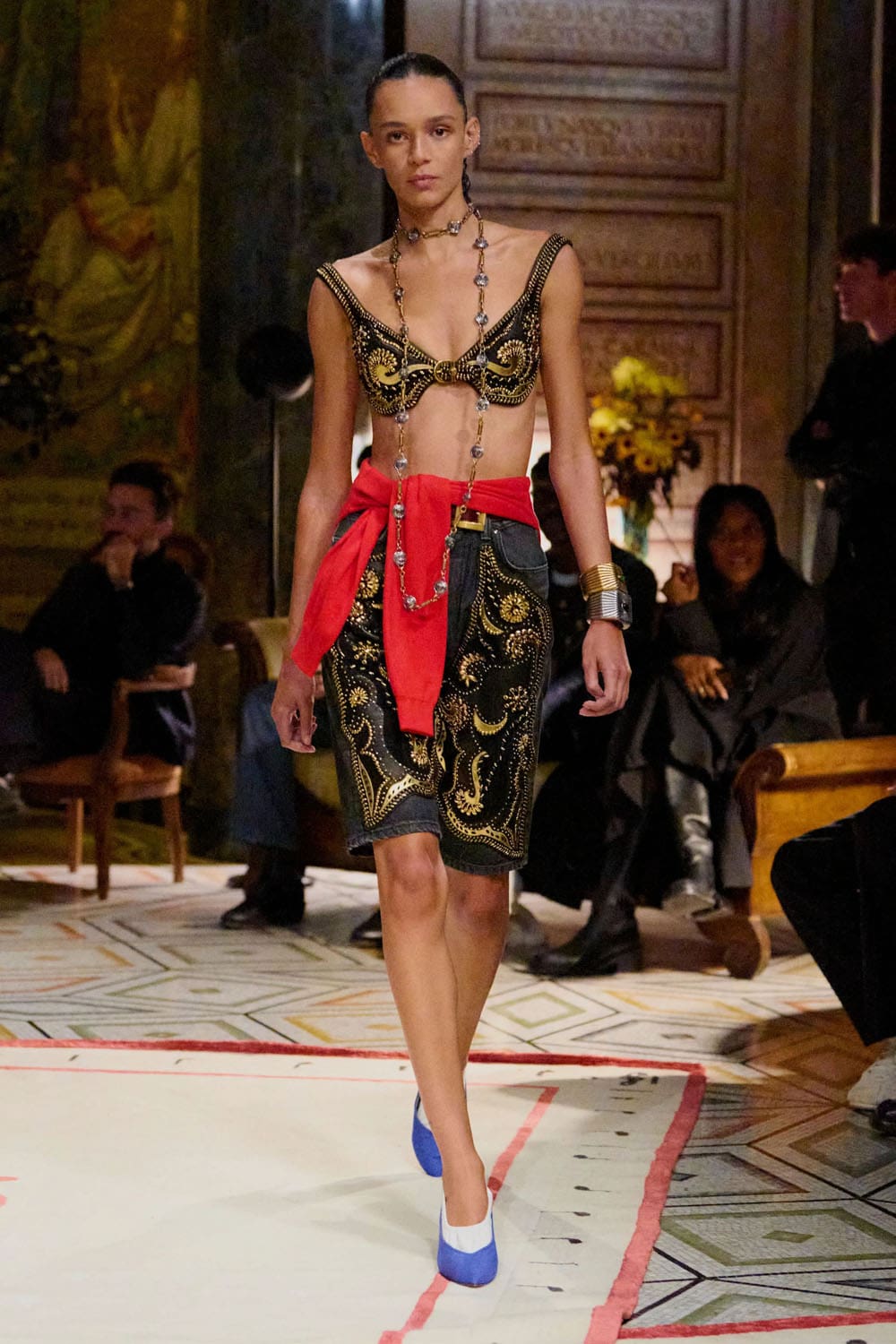 Versace Spring Summer 2026 Runway Magazine (74)