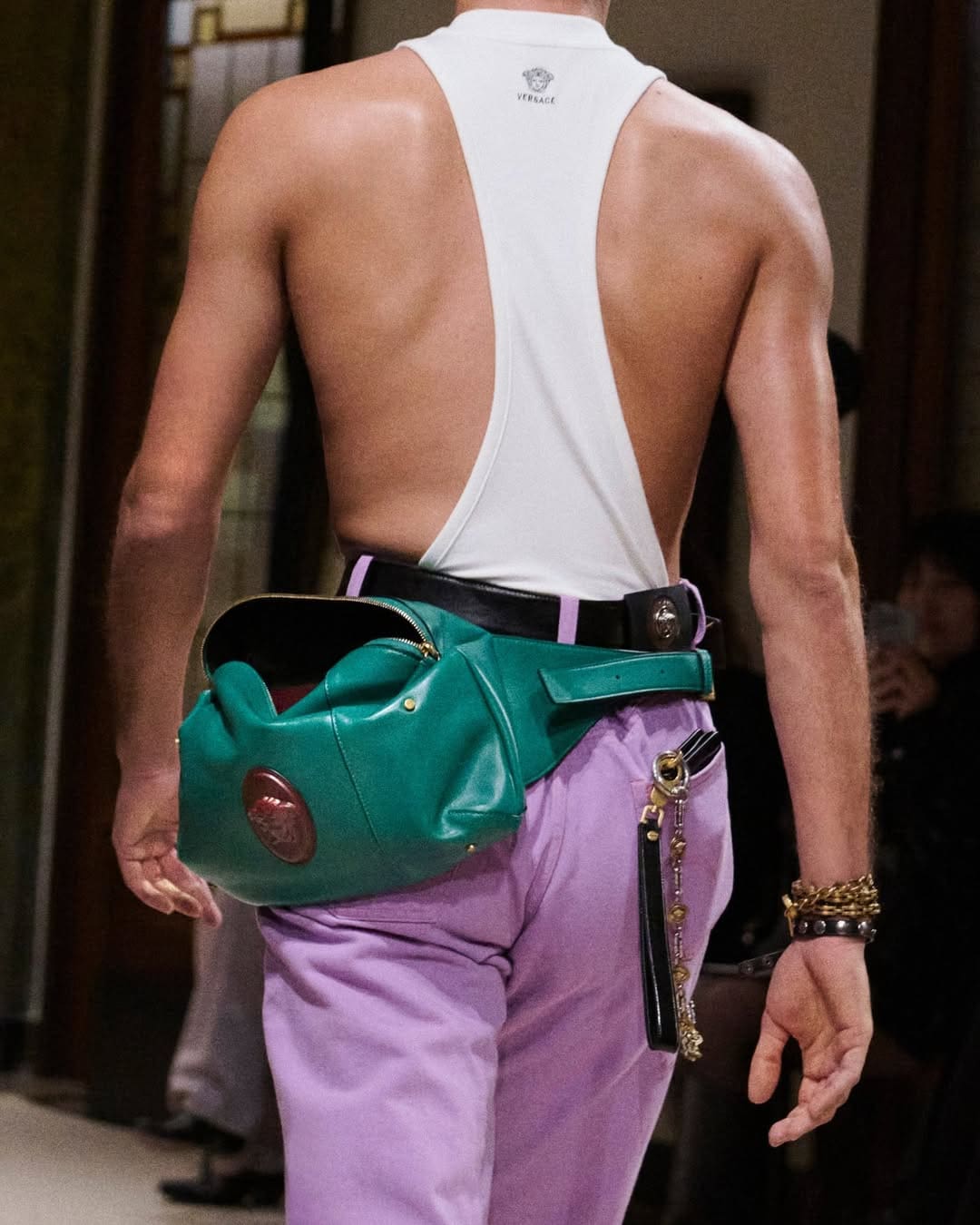 Versace Spring Summer 2026 Milan Details Runway Magazine (2)