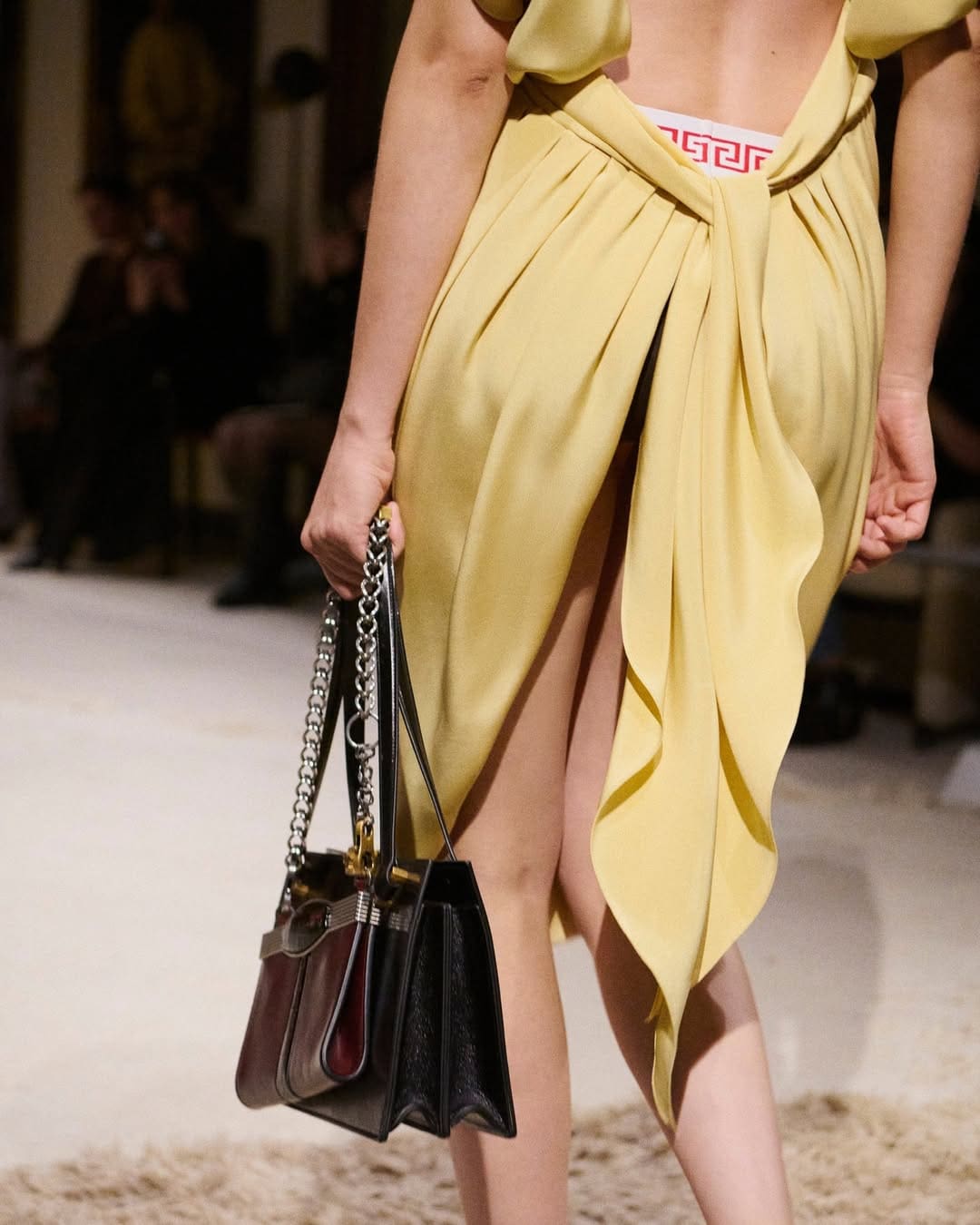 Versace Spring Summer 2026 Milan Details Runway Magazine (3)