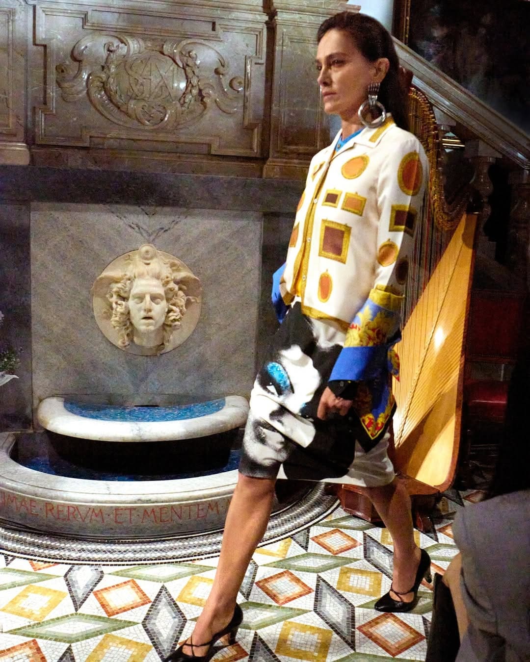 Versace Spring Summer 2026 Milan Details Runway Magazine (13)