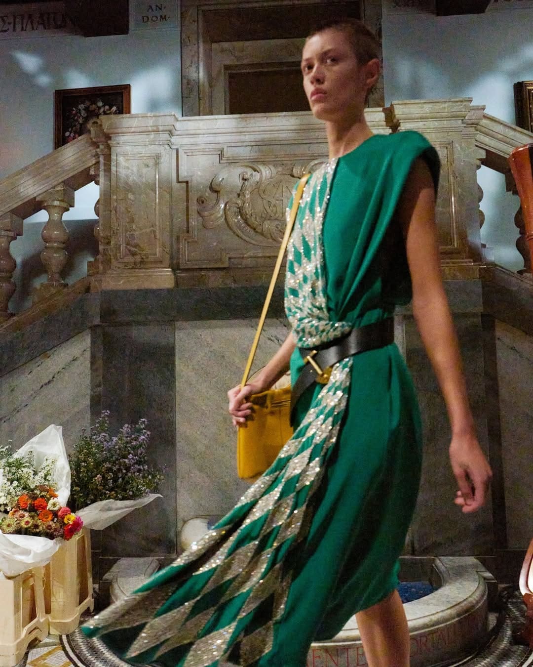 Versace Spring Summer 2026 Milan Details Runway Magazine (17)