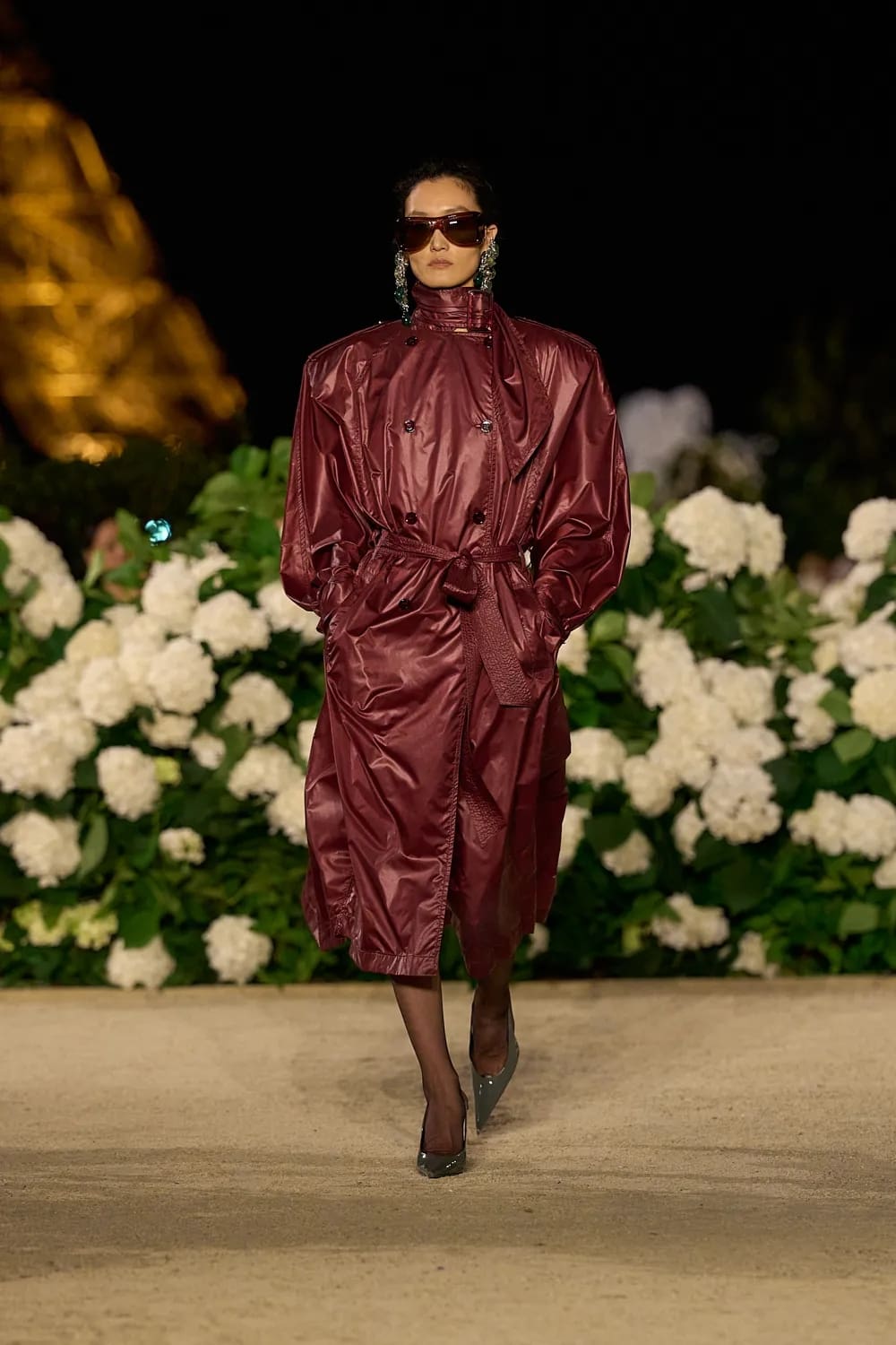 Saint Laurent Spring Summer 2026 Runway Magazine (17)