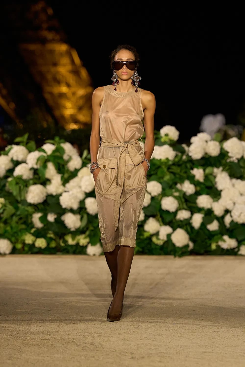 Saint Laurent Spring Summer 2026 Runway Magazine (20)