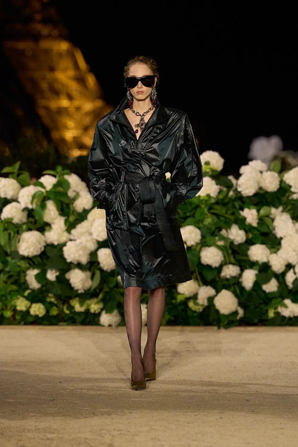 Saint Laurent Spring Summer 2026 Runway Magazine (30)