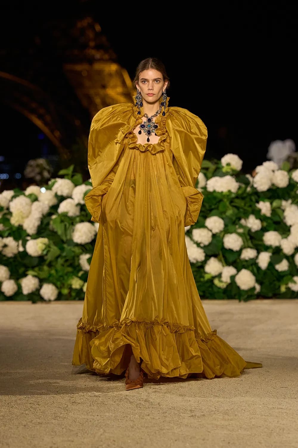Saint Laurent Spring Summer 2026 Runway Magazine (37)
