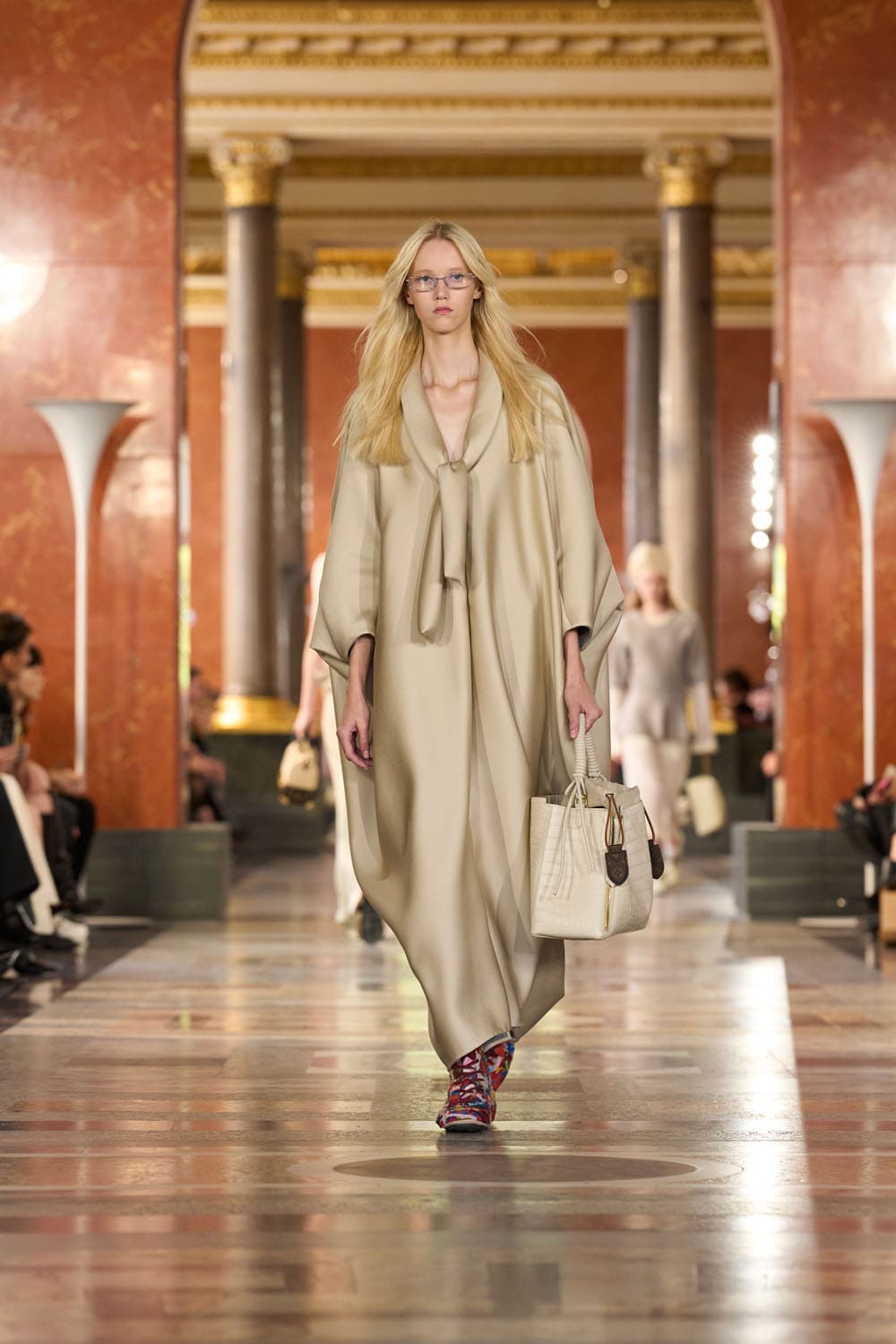 Louis Vuitton Spring Summer 2026 Runway Magazine (9)