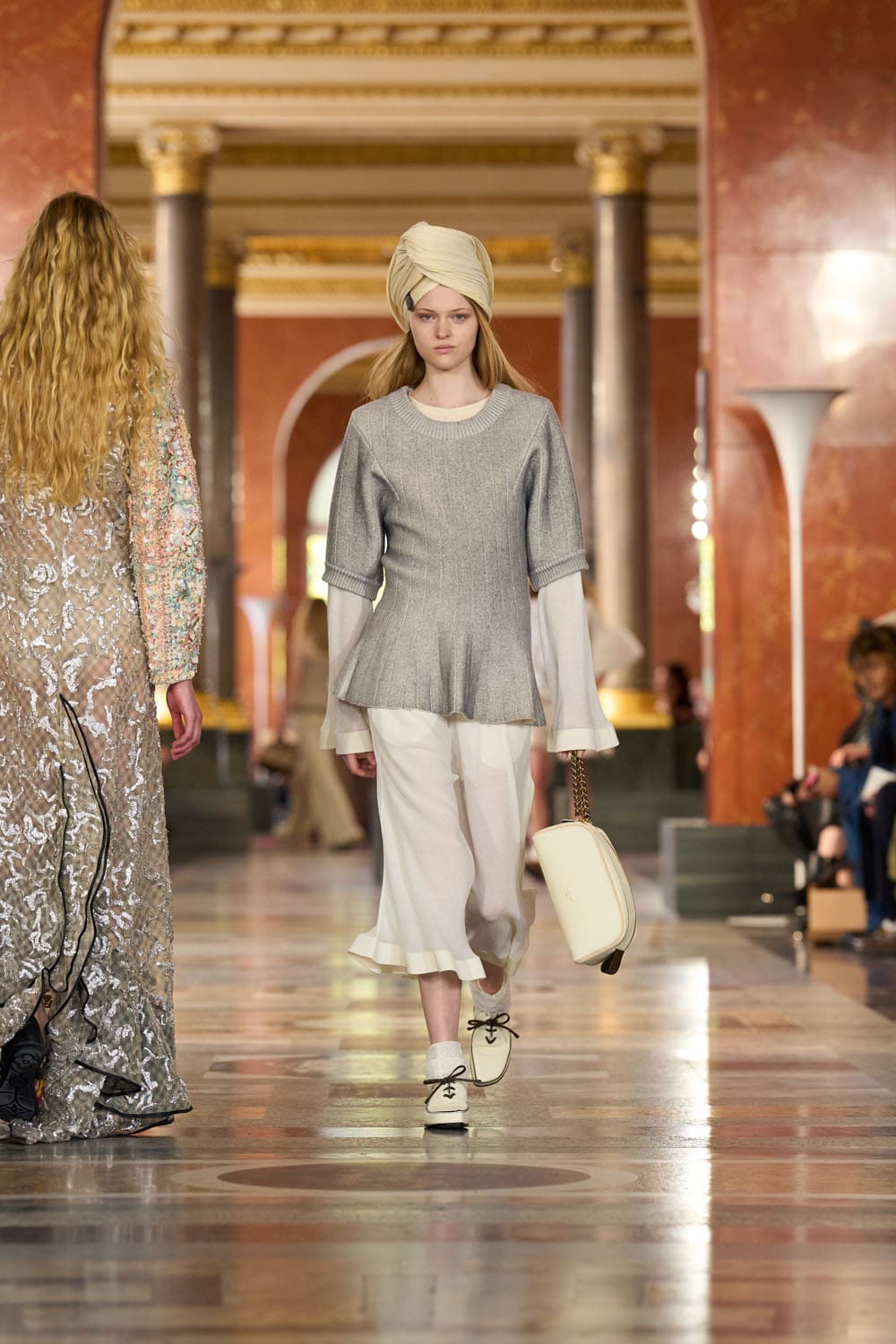 Louis Vuitton Spring Summer 2026 Runway Magazine (10)