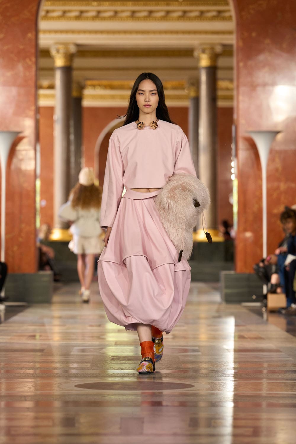 Louis Vuitton Spring Summer 2026 Runway Magazine (13)