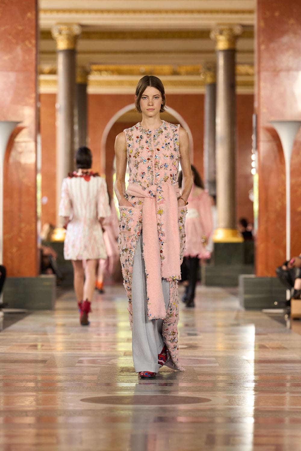 Louis Vuitton Spring Summer 2026 Runway Magazine (16)