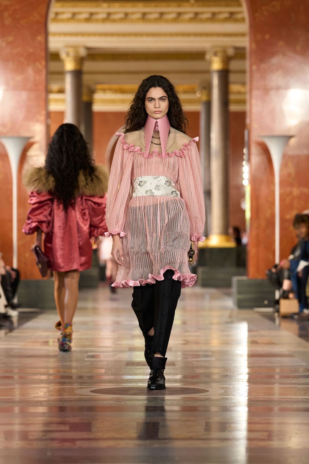 Louis Vuitton Spring Summer 2026 Runway Magazine (17)