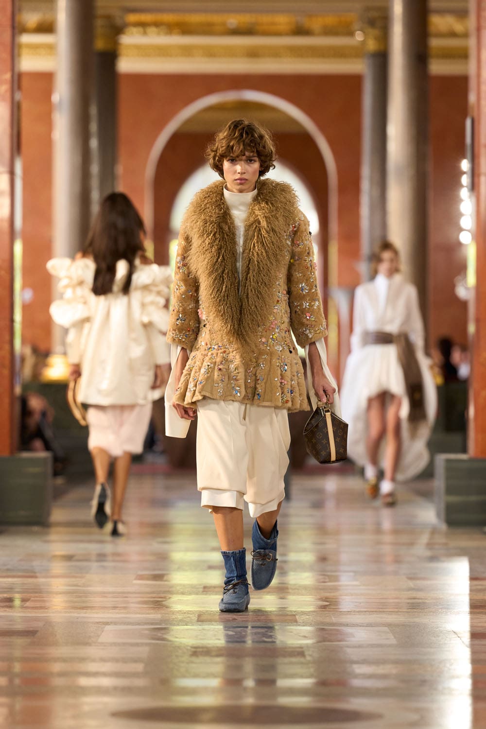 Louis Vuitton Spring Summer 2026 Runway Magazine (26)