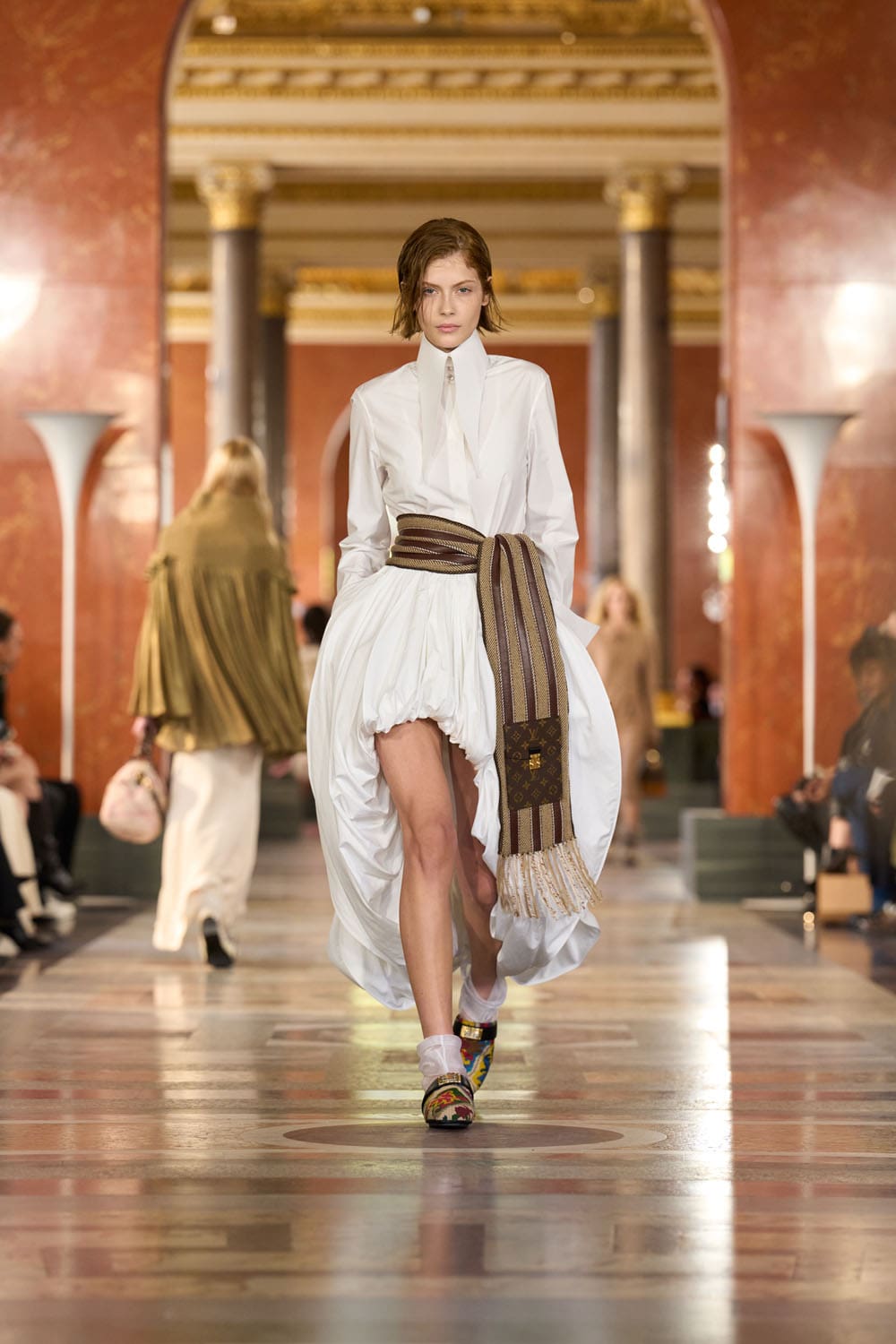 Louis Vuitton Spring Summer 2026 Runway Magazine (27)