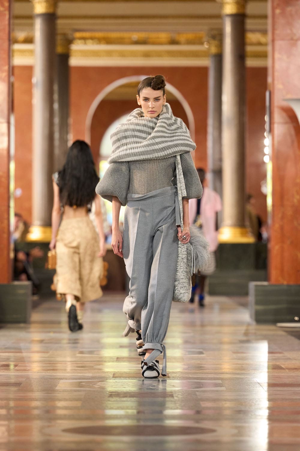 Louis Vuitton Spring Summer 2026 Runway Magazine (38)