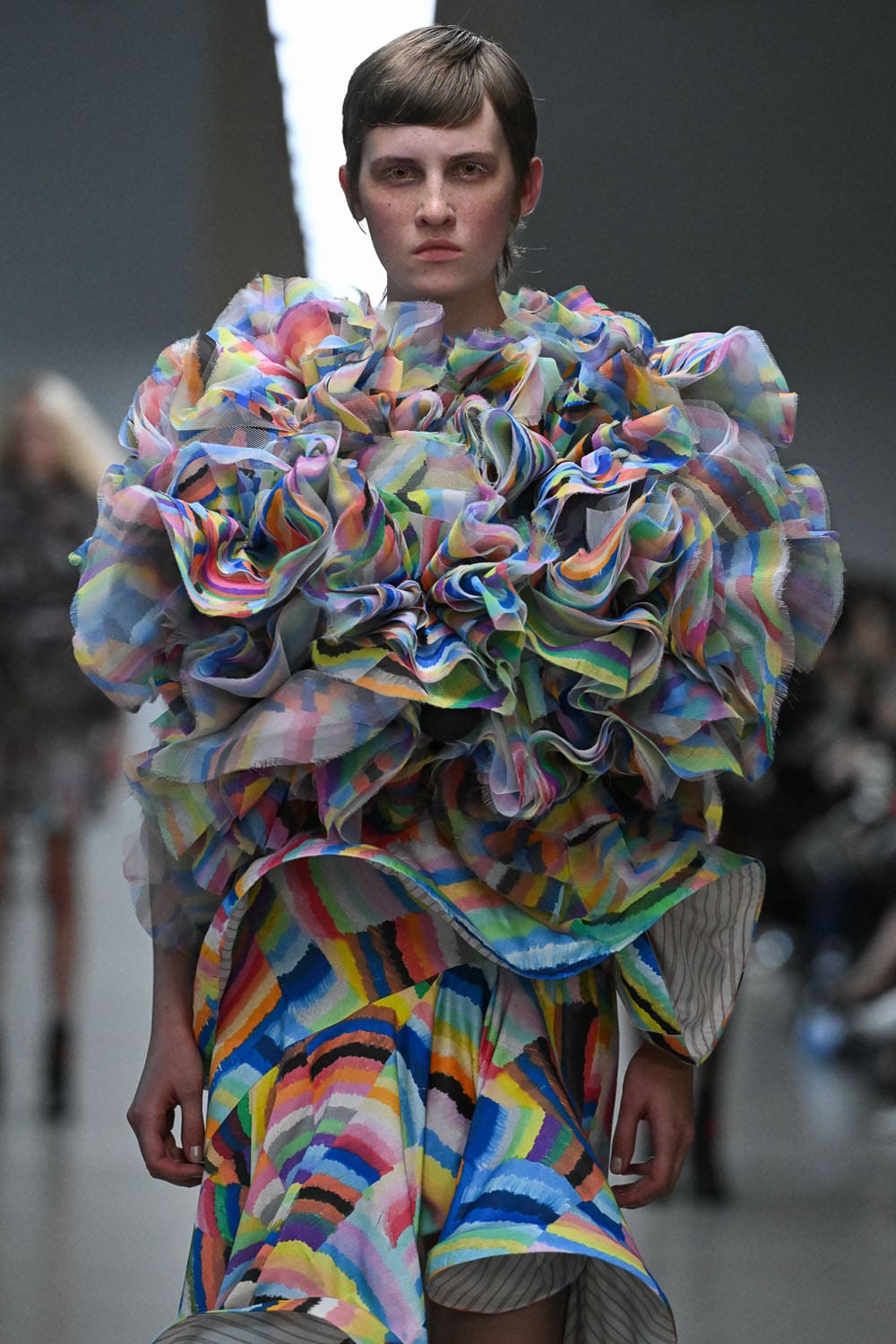 Anrealage Spring Summer 2026 Close Up Runway Magazine (1)