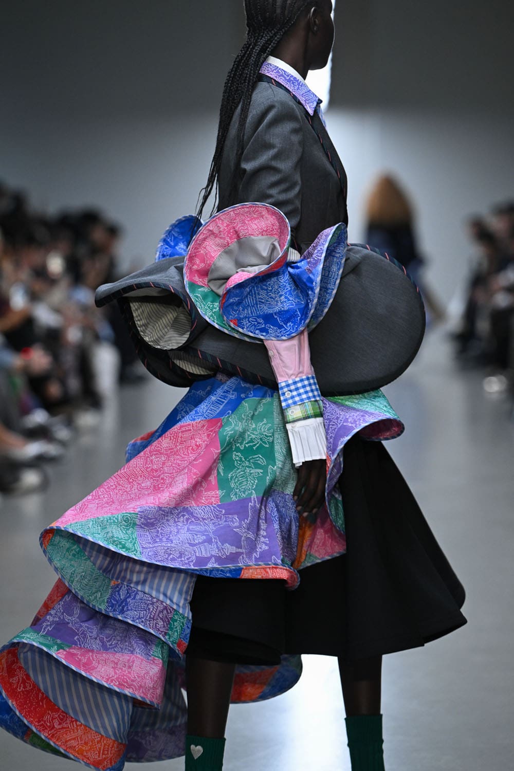Anrealage Spring Summer 2026 Close Up Runway Magazine (7)