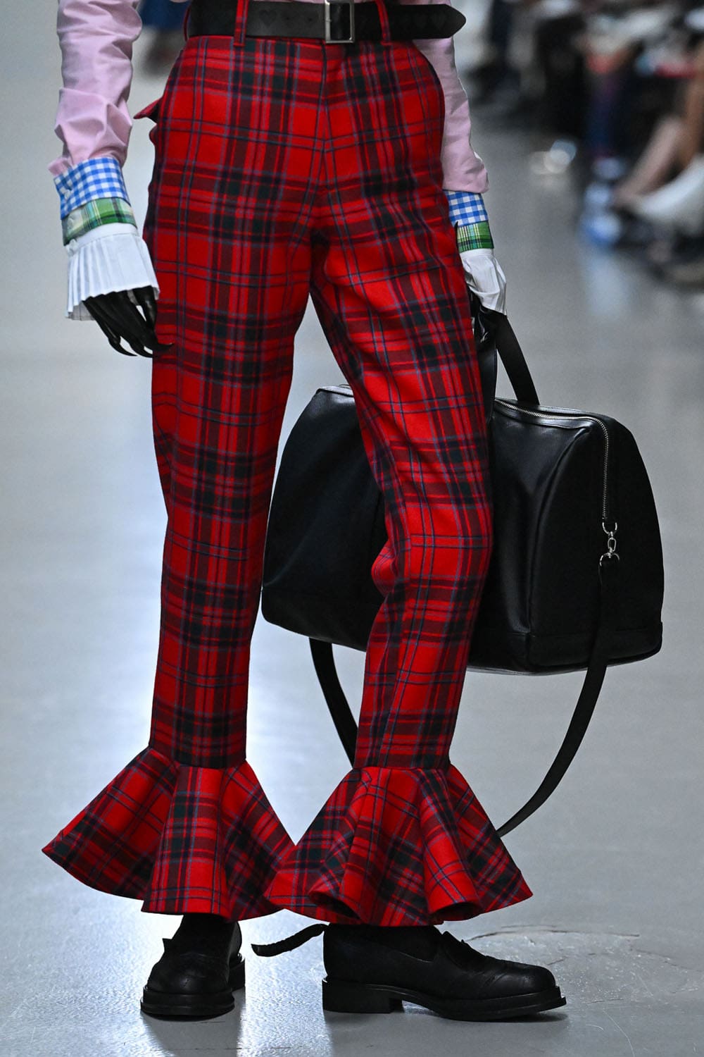Anrealage Spring Summer 2026 Close Up Runway Magazine (13)